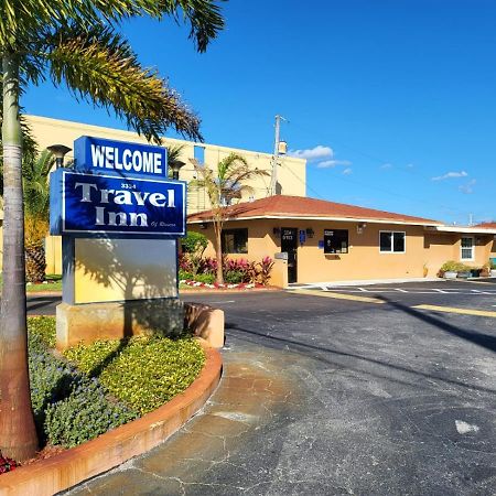 Travel Inn Of ריביירה ביץ' מראה חיצוני תמונה